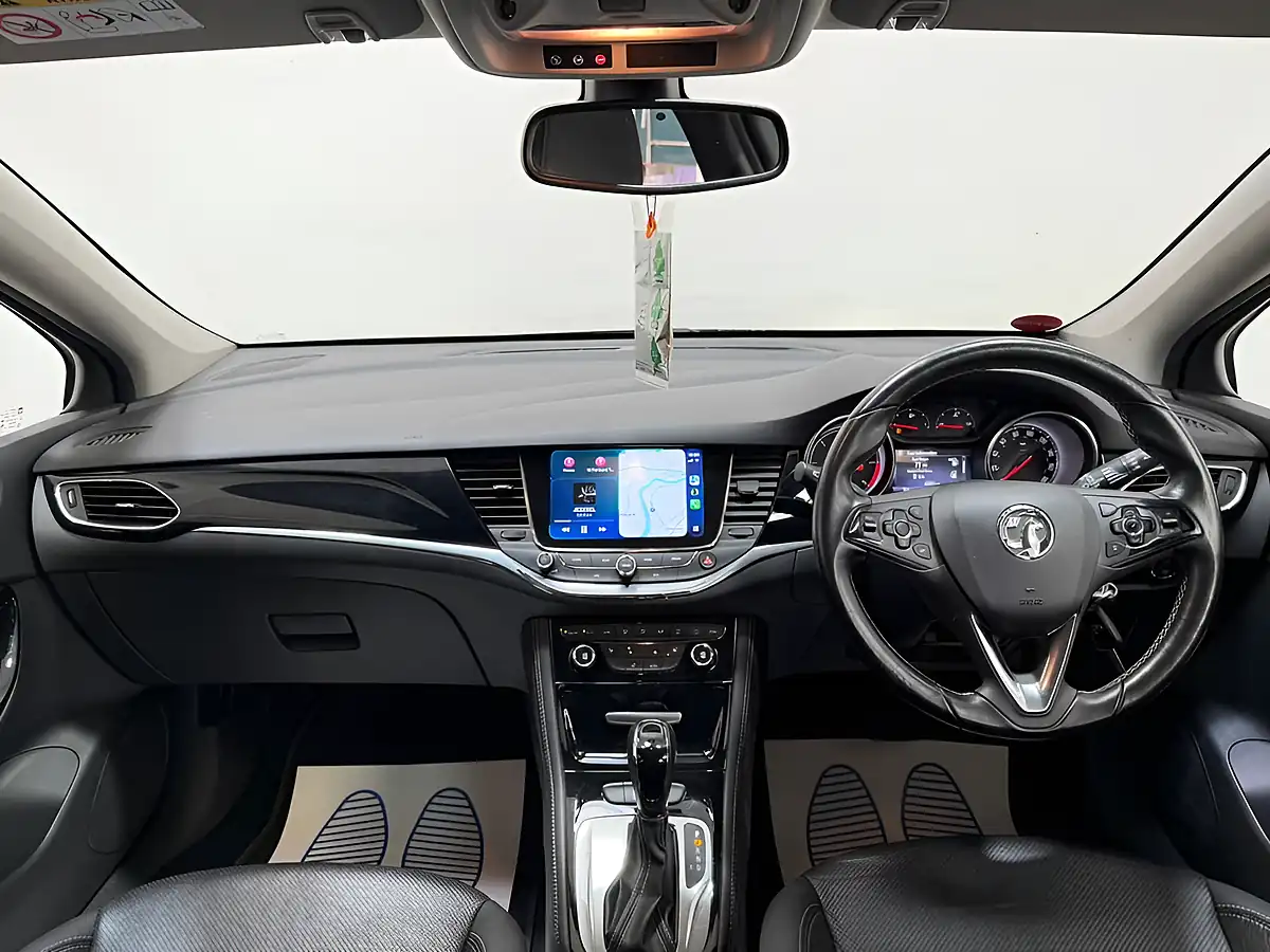 Used 2016 Vauxhall Astra Elite Nav Black - Interior and Exterior details 4