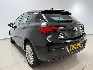 Used 2016 Vauxhall Astra Elite Nav Black - Interior and Exterior details 6