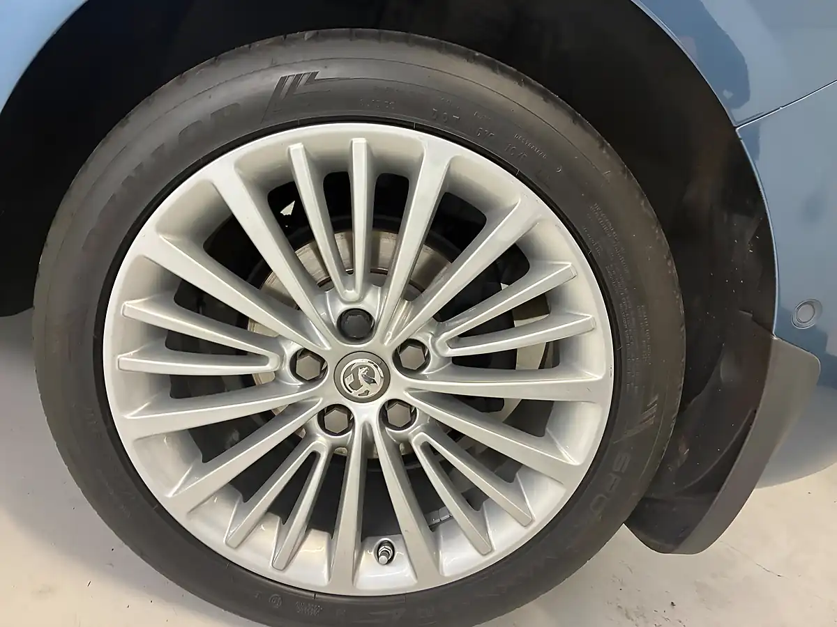 Used 2016 Vauxhall Astra Elite Nav Blue - Interior and Exterior details 7