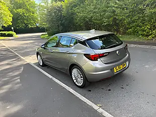 Used 2016 Vauxhall Astra Elite Nav Grey - Interior and Exterior details 5