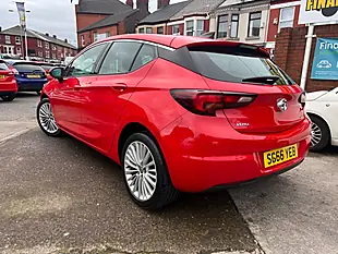 Used 2016 Vauxhall Astra Elite Nav Red - Interior and Exterior details 6