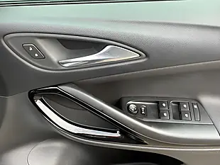 Used 2016 Vauxhall Astra Elite Nav Silver - Interior and Exterior details 12