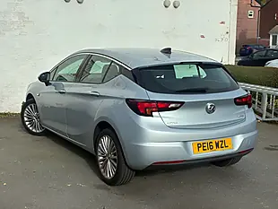 Used 2016 Vauxhall Astra Elite Nav Silver - Interior and Exterior details 3