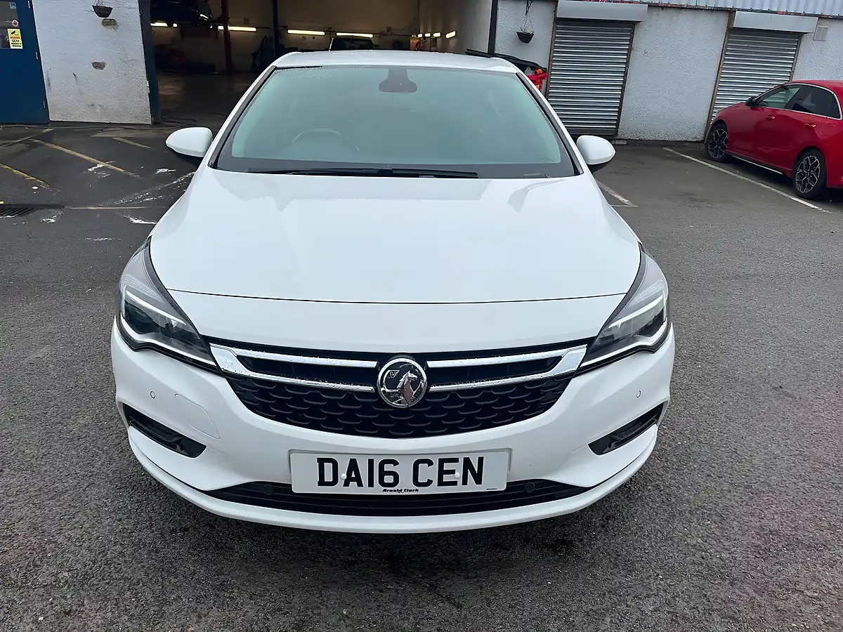 Used 2016 Vauxhall Astra Elite Nav White - Interior and Exterior details 2