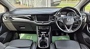 Used 2016 Vauxhall Astra Elite Nav White - Interior and Exterior details 9