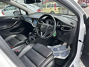 Used 2016 Vauxhall Astra Elite Nav White - Interior and Exterior details 10