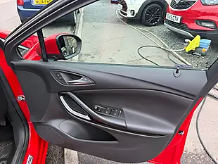 Used 2016 Vauxhall Astra Elite Red - Interior and Exterior details 11