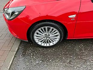 Used 2016 Vauxhall Astra Elite Red - Interior and Exterior details 15