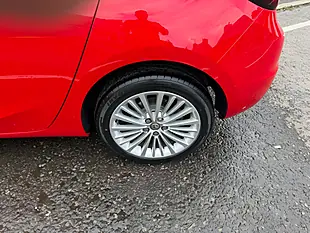 Used 2016 Vauxhall Astra Elite Red - Interior and Exterior details 16