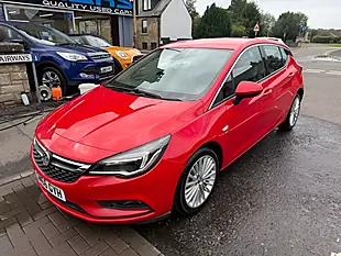 Used 2016 Vauxhall Astra Elite Red - Interior and Exterior details 2