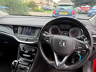 Used 2016 Vauxhall Astra Elite Red - Interior and Exterior details 9