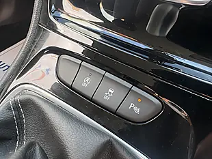 Used 2016 Vauxhall Astra Elite Silver - Interior and Exterior details 11