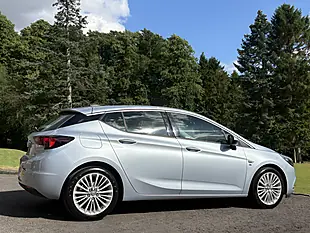 Used 2016 Vauxhall Astra Elite Silver - Interior and Exterior details 15