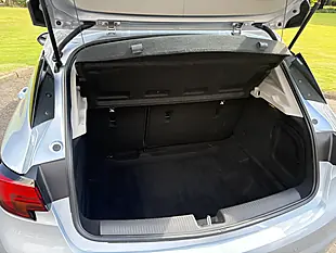 Used 2016 Vauxhall Astra Elite Silver - Interior and Exterior details 17