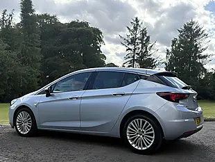 Used 2016 Vauxhall Astra Elite Silver - Interior and Exterior details 18