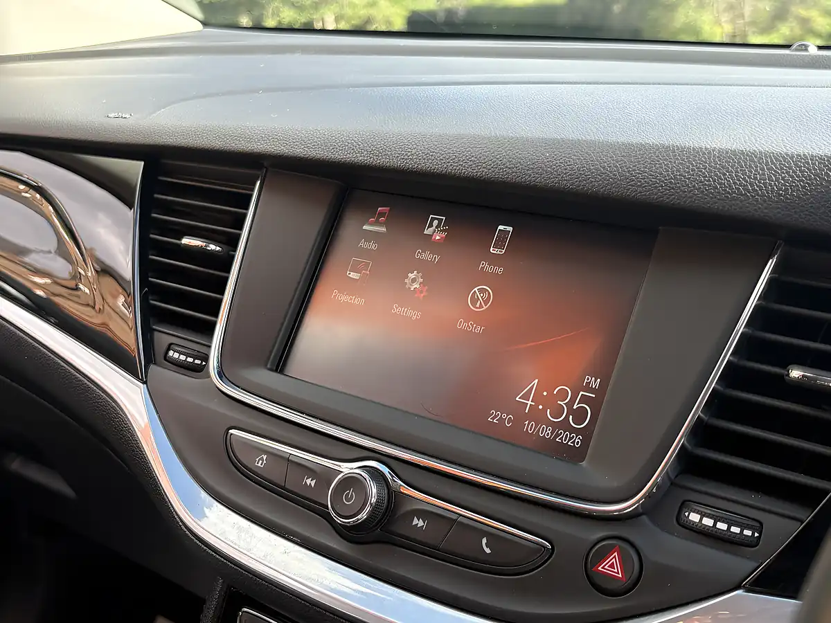 Used 2016 Vauxhall Astra Elite Silver - Interior and Exterior details 20
