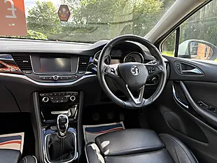 Used 2016 Vauxhall Astra Elite Silver - Interior and Exterior details 6