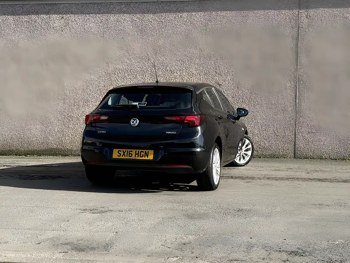 Used 2016 Vauxhall Astra Energy Black - Interior and Exterior details 3