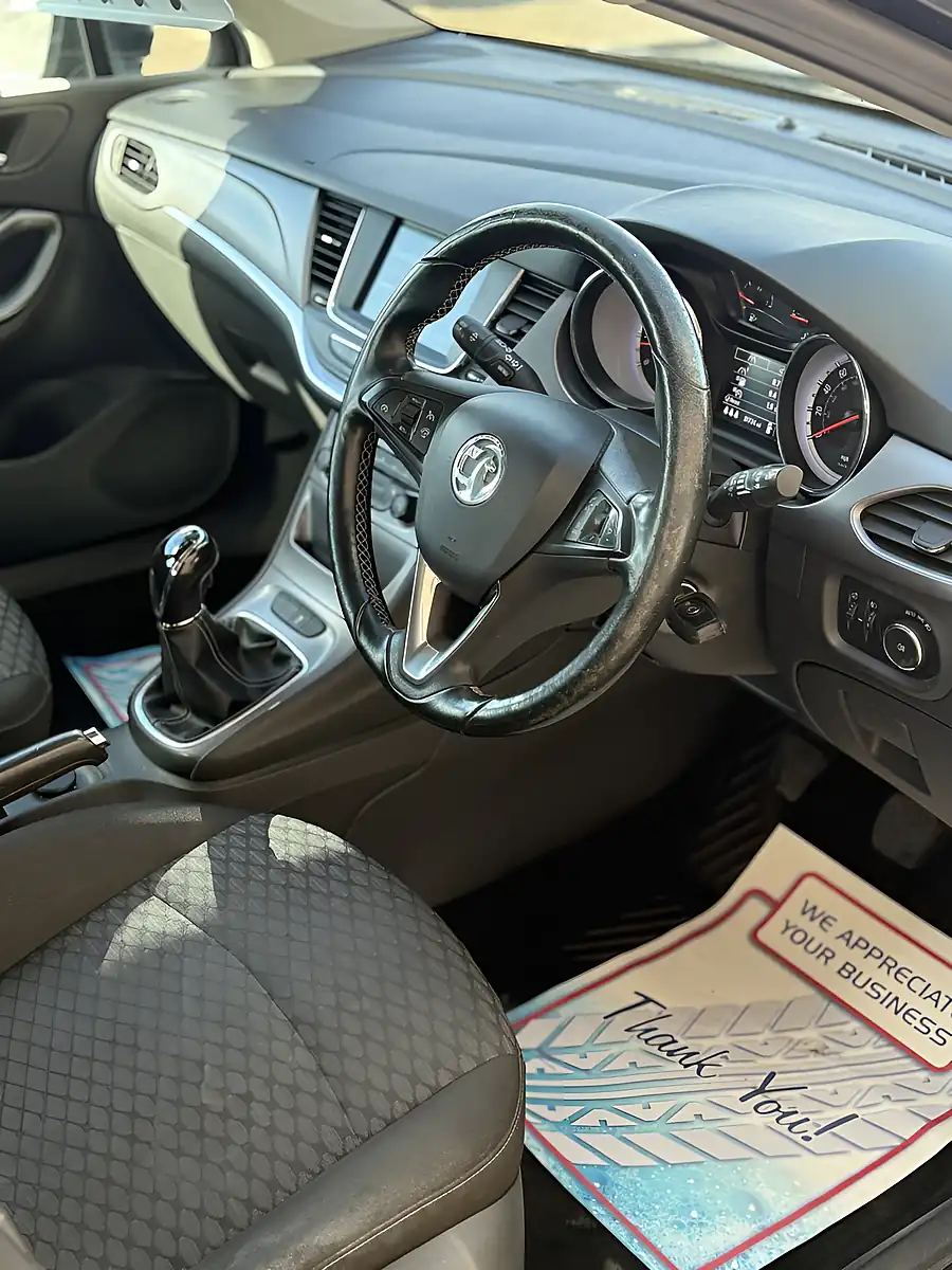 Used 2016 Vauxhall Astra Energy Black - Interior and Exterior details 6