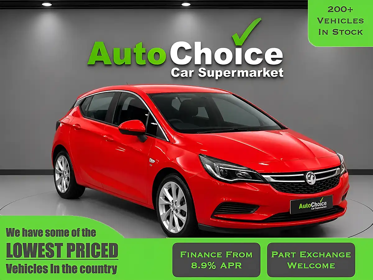 Used 2016 Vauxhall Astra Energy Red - Front View