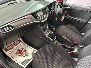 Used 2016 Vauxhall Astra Energy Red - Interior and Exterior details 10