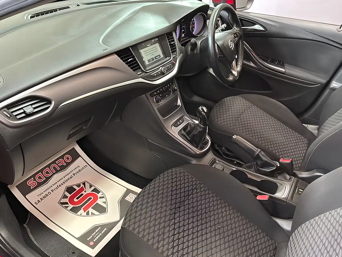 Used 2016 Vauxhall Astra Energy Red - Interior and Exterior details 10