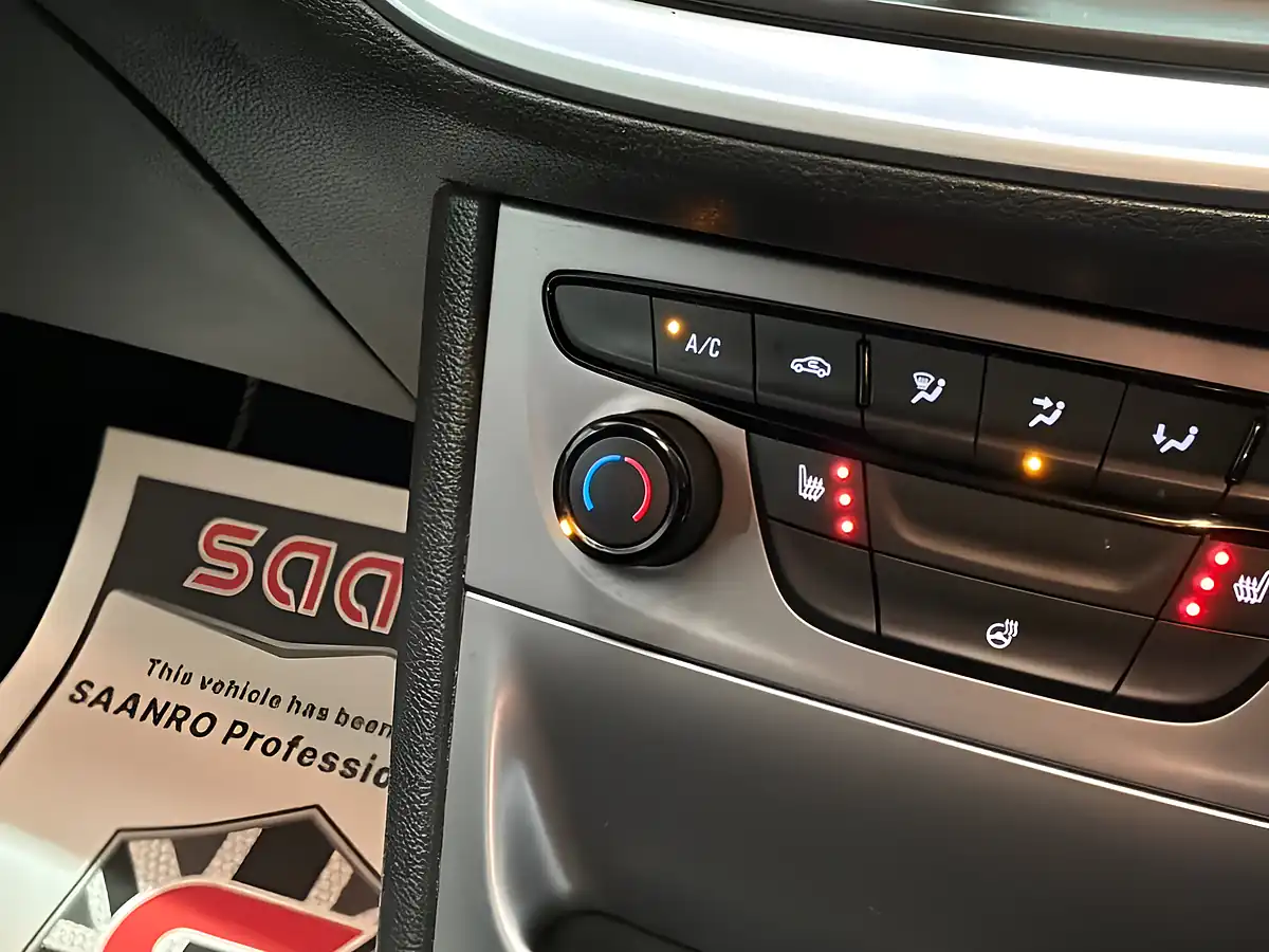 Used 2016 Vauxhall Astra Energy Red - Interior and Exterior details 18