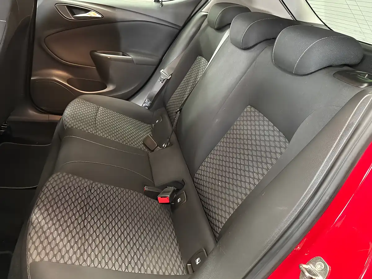 Used 2016 Vauxhall Astra Energy Red - Interior and Exterior details 5