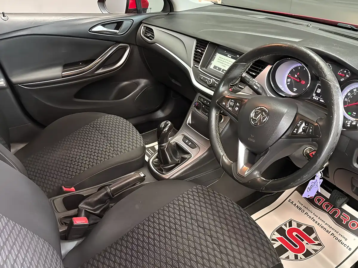 Used 2016 Vauxhall Astra Energy Red - Interior and Exterior details 8
