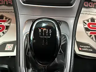 Used 2016 Vauxhall Astra Energy Red - Interior and Exterior details 9