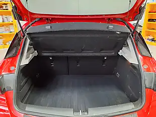 Used 2016 Vauxhall Astra Energy Red - Interior and Exterior details 8