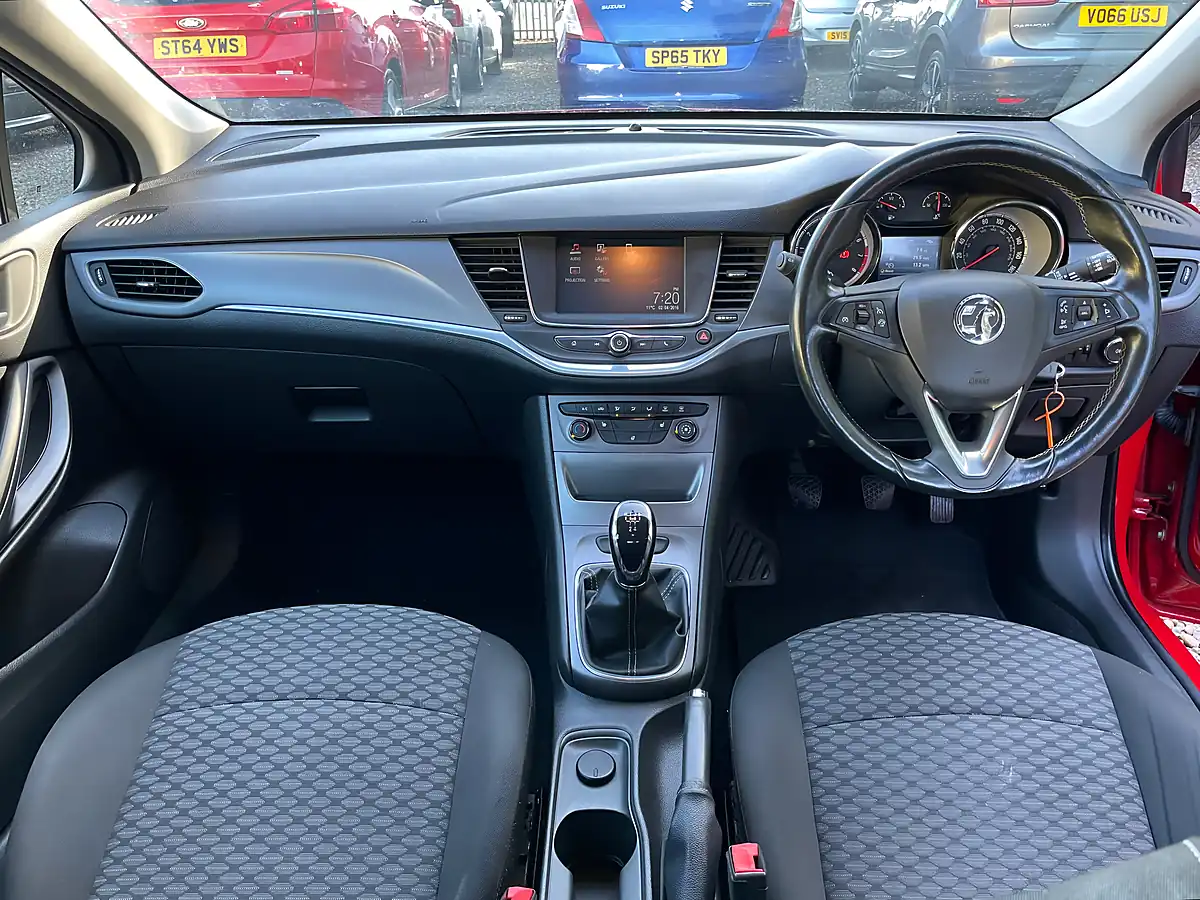 Used 2016 Vauxhall Astra Energy Red - Interior and Exterior details 12