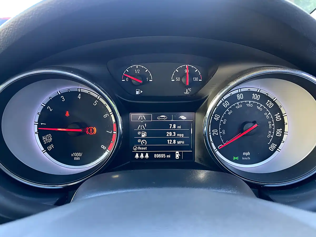 Used 2016 Vauxhall Astra Energy Red - Interior and Exterior details 14