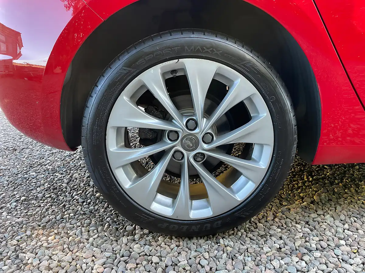 Used 2016 Vauxhall Astra Energy Red - Interior and Exterior details 20