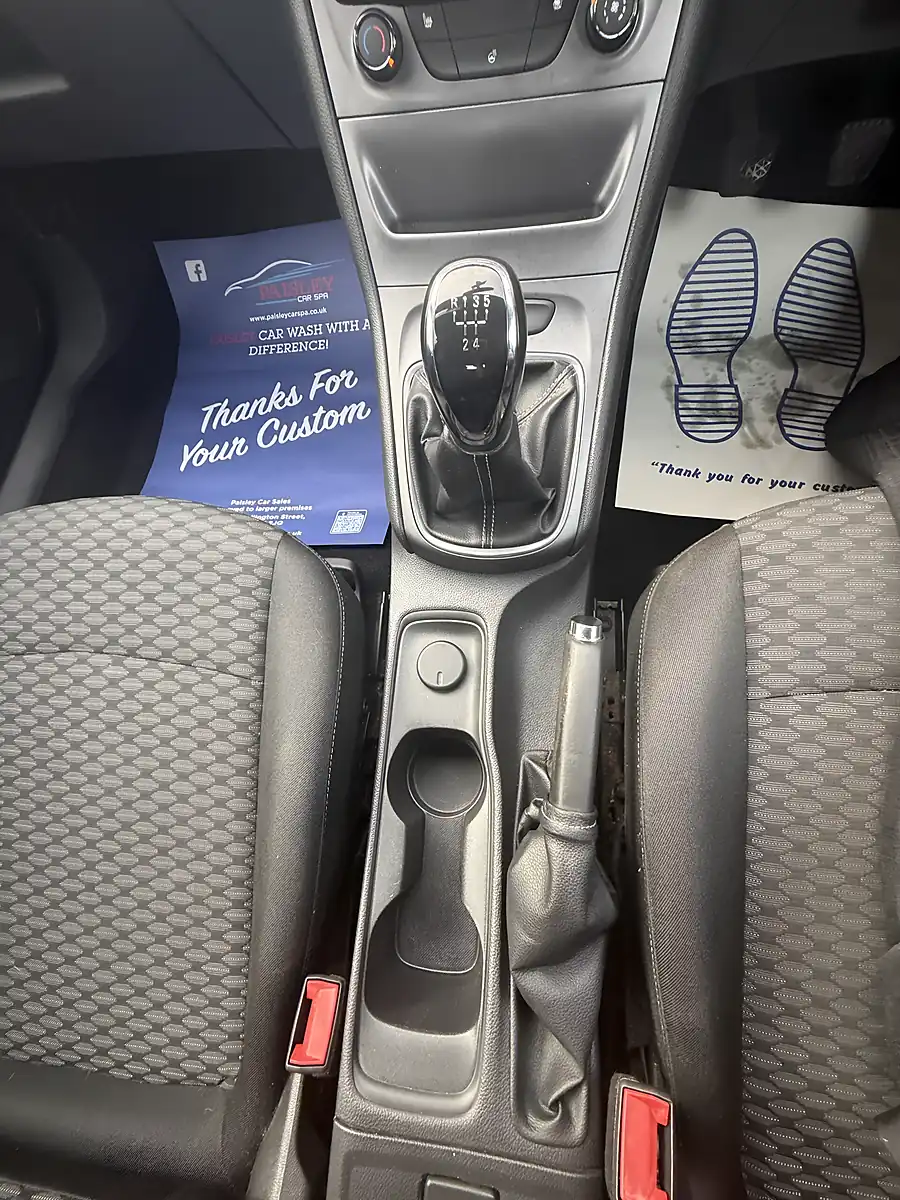 Used 2016 Vauxhall Astra Energy Red - Interior and Exterior details 16