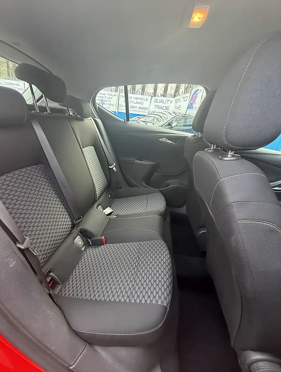 Used 2016 Vauxhall Astra Energy Red - Interior and Exterior details 19