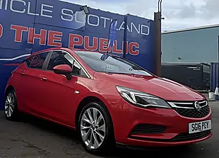 Used 2016 Vauxhall Astra Energy Red - Interior and Exterior details 7