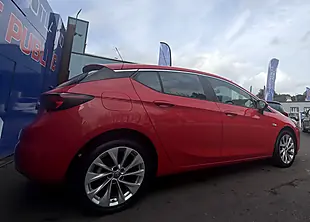 Used 2016 Vauxhall Astra Energy Red - Interior and Exterior details 9