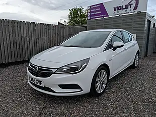 Used 2016 Vauxhall Astra Energy White - Interior and Exterior details 11