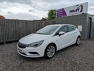 Used 2016 Vauxhall Astra Energy White - Interior and Exterior details 9