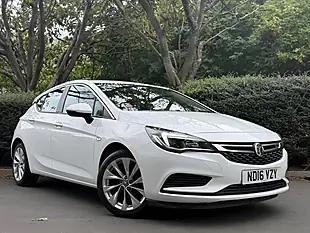 Used 2016 Vauxhall Astra Energy White - Interior and Exterior details 5