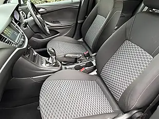 Used 2016 Vauxhall Astra Energy White - Interior and Exterior details 8