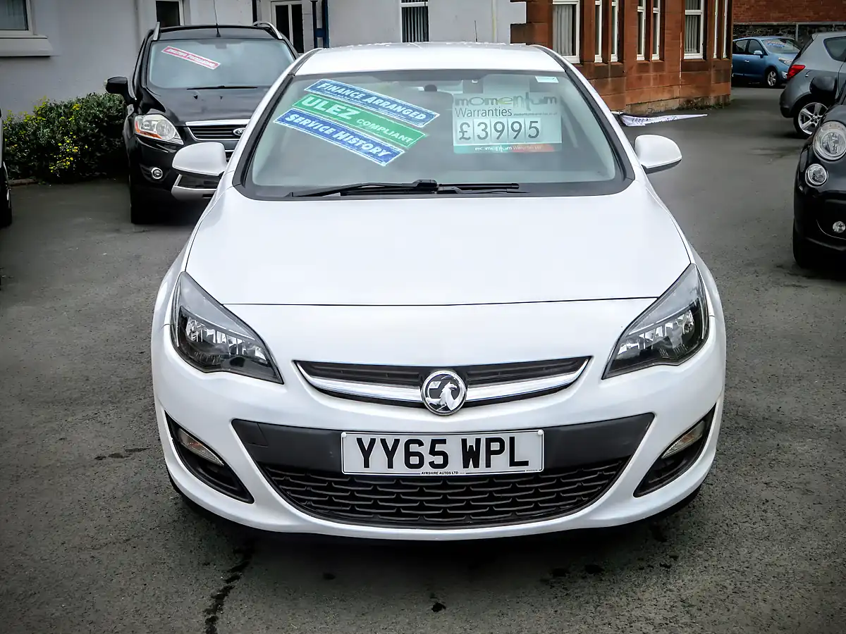 Used 2016 Vauxhall Astra Excite White - Interior and Exterior details 10
