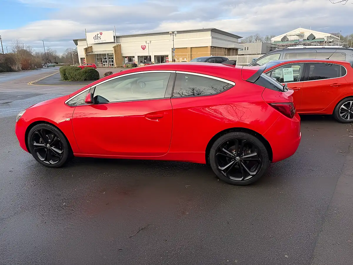 Used 2016 Vauxhall Astra Gtc Limited Edition Red - Interior and Exterior details 3