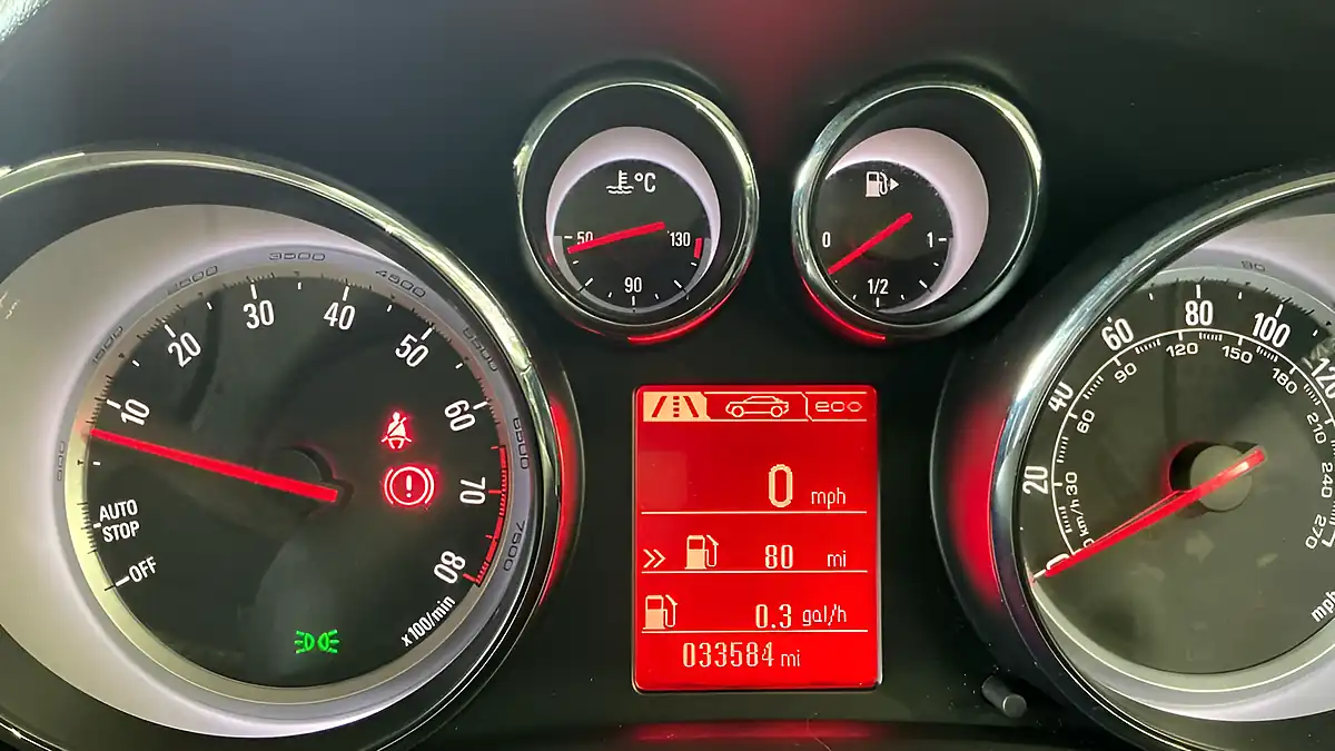 Used 2016 Vauxhall Astra Gtc Limited Edition White - Interior and Exterior details 8