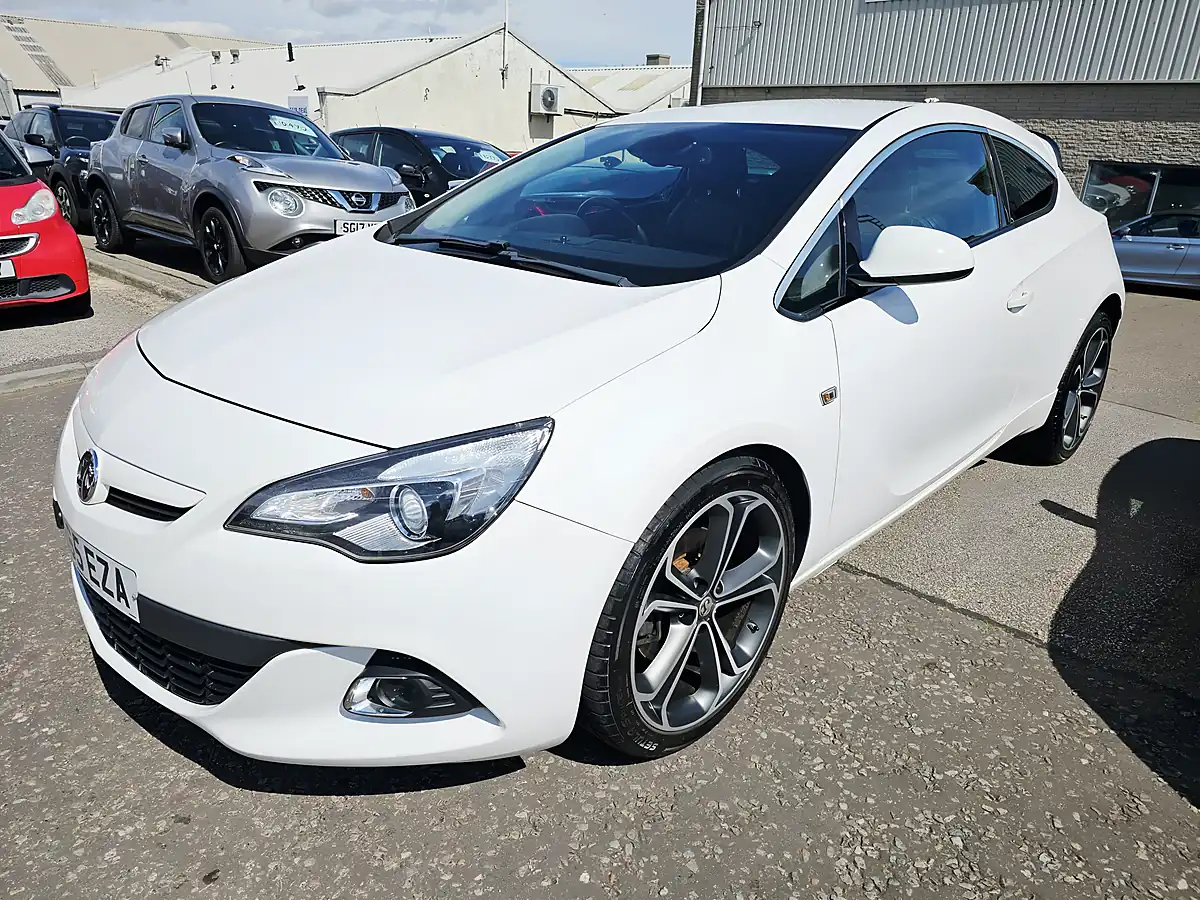 Used 2016 Vauxhall Astra Gtc Limited Edition White - Interior and Exterior details 2