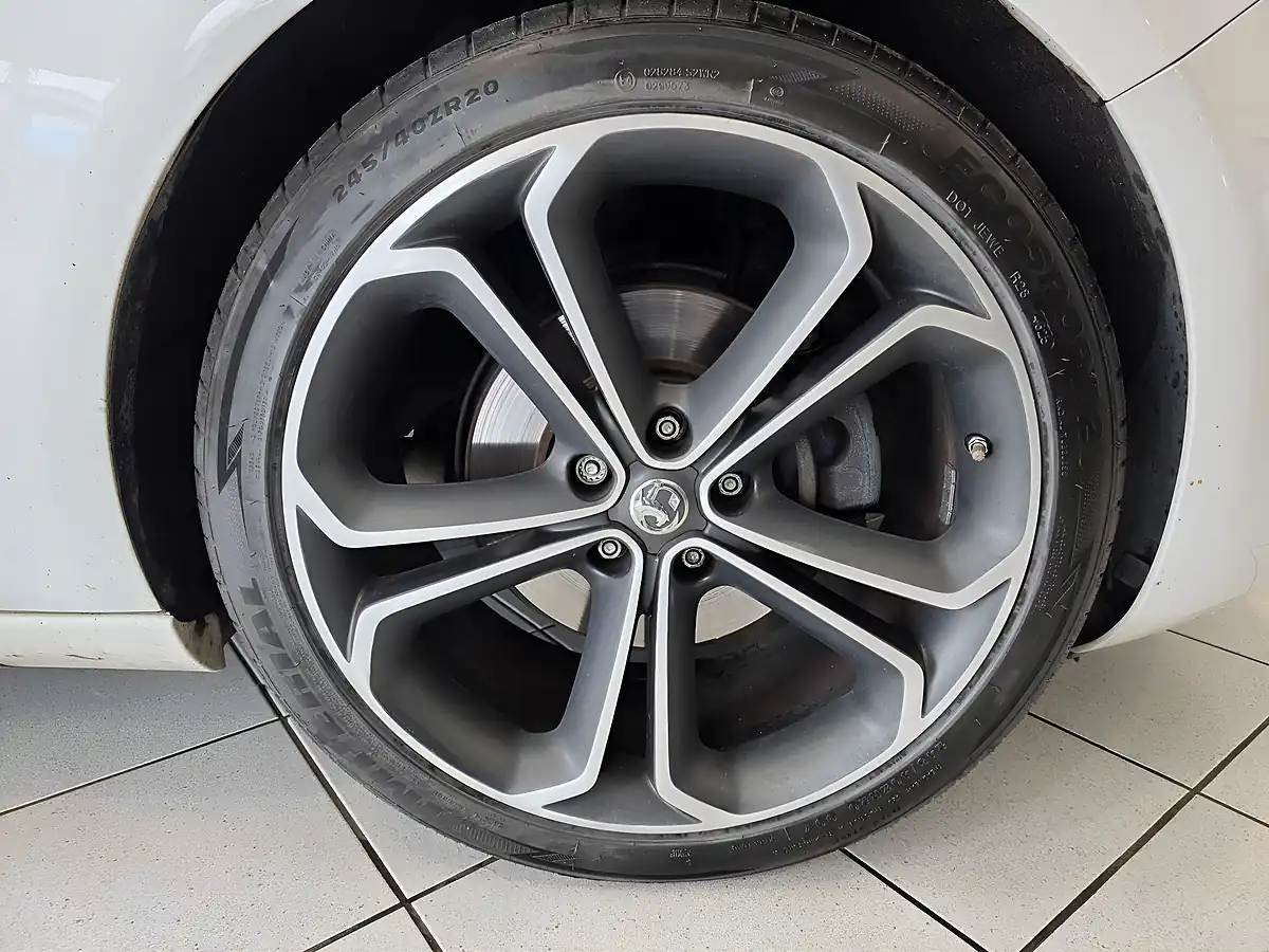 Used 2016 Vauxhall Astra Gtc Limited Edition White - Interior and Exterior details 13