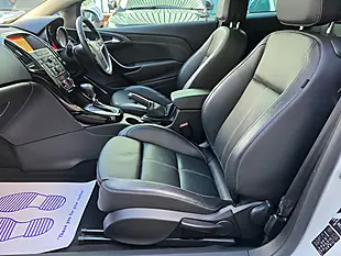 Used 2016 Vauxhall Astra Gtc Limited Edition White - Interior and Exterior details 16