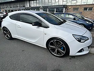 Used 2016 Vauxhall Astra Gtc Limited Edition White - Interior and Exterior details 12