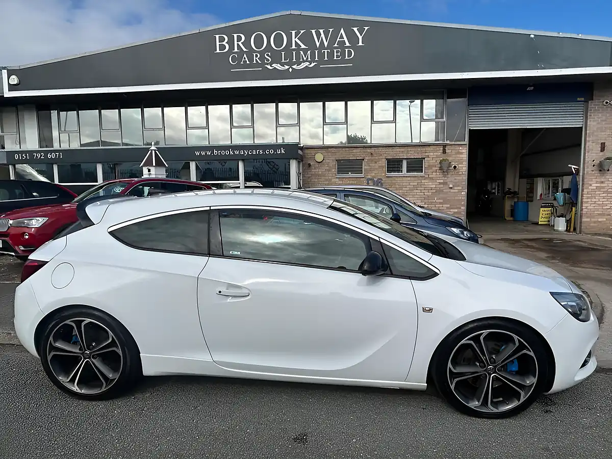 Used 2016 Vauxhall Astra Gtc Limited Edition White - Interior and Exterior details 2